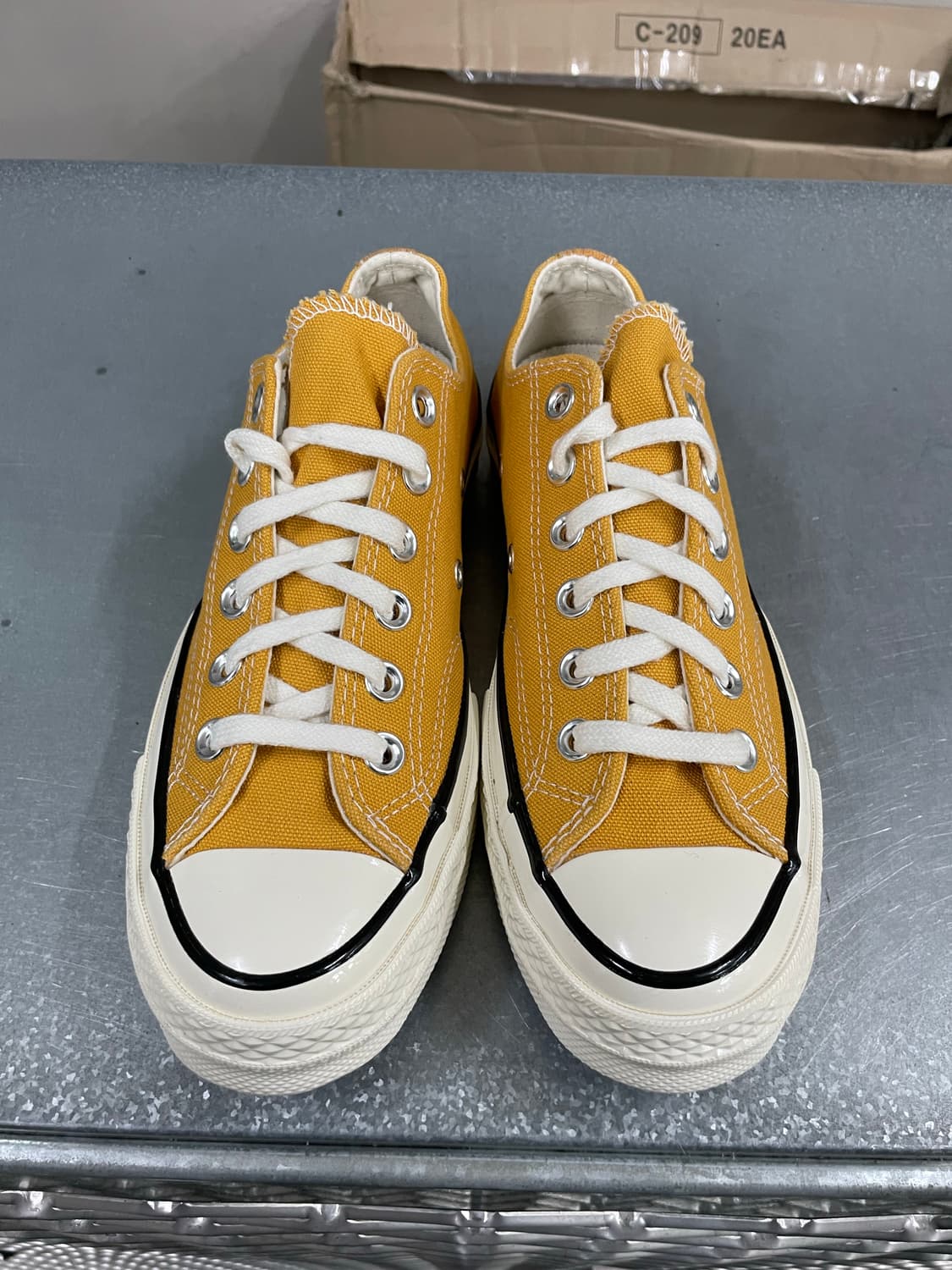 컨버스 척70 썬플라워 235 상품이미지5