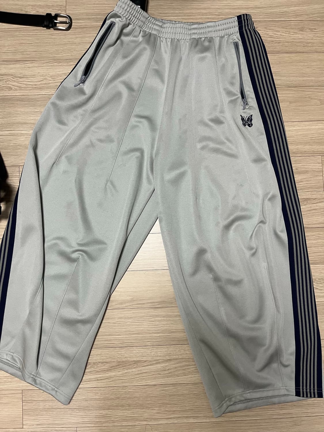 니들스 hd 트랙팬츠 s 그레이 새상품 상품이미지3