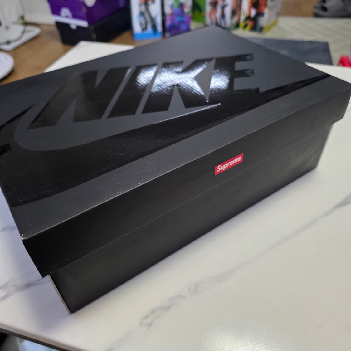 슈프림 X 에어포스1 블랙 280 사이즈 상품이미지10