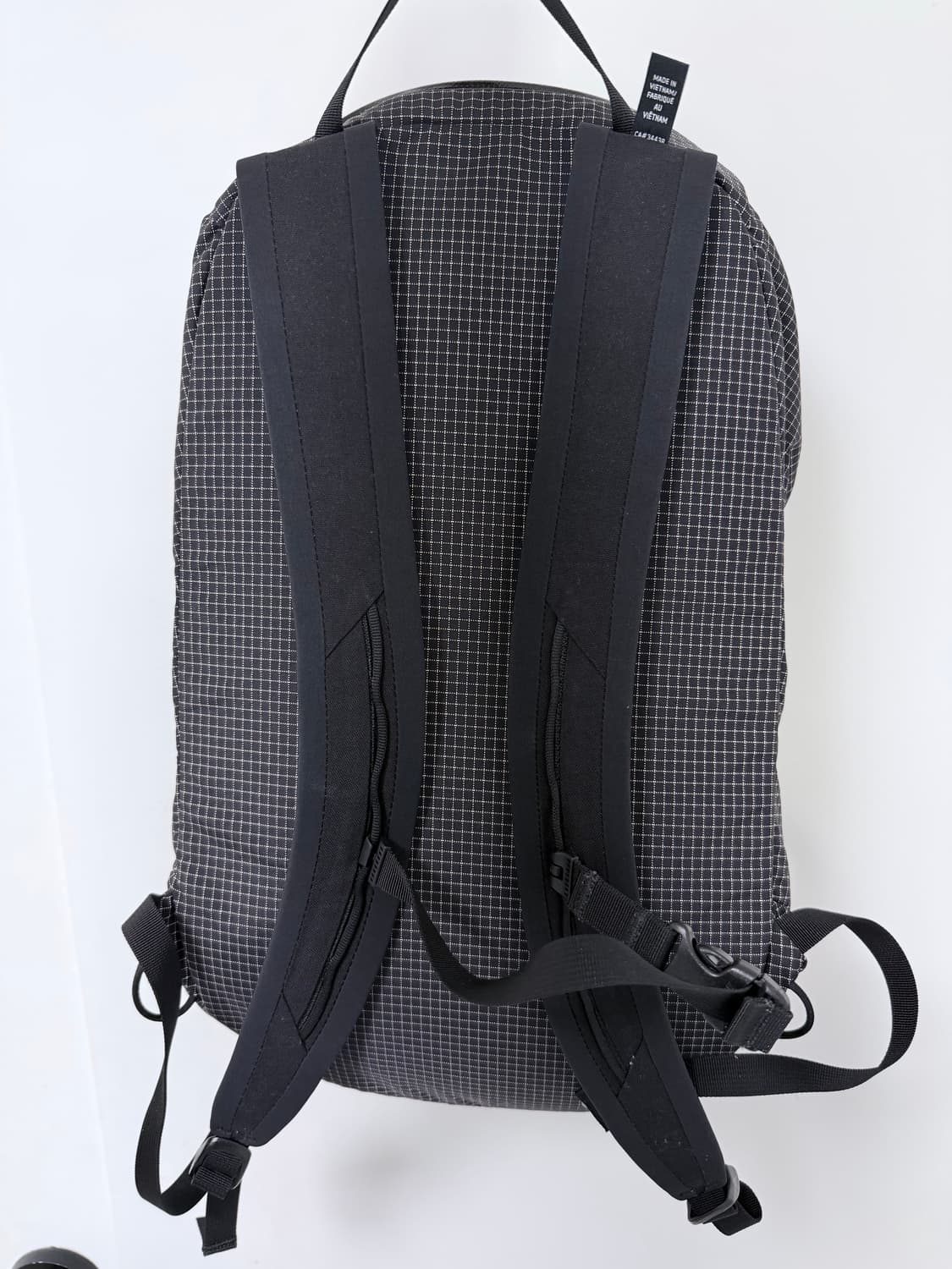 아크테릭스 컨실 15 블랙 상품이미지3