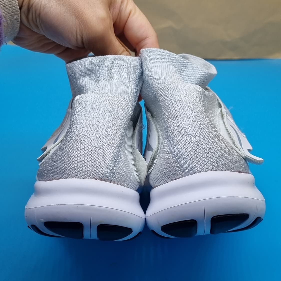 나이키 프리런 모션 플라이니트 런닝화255 상품이미지4