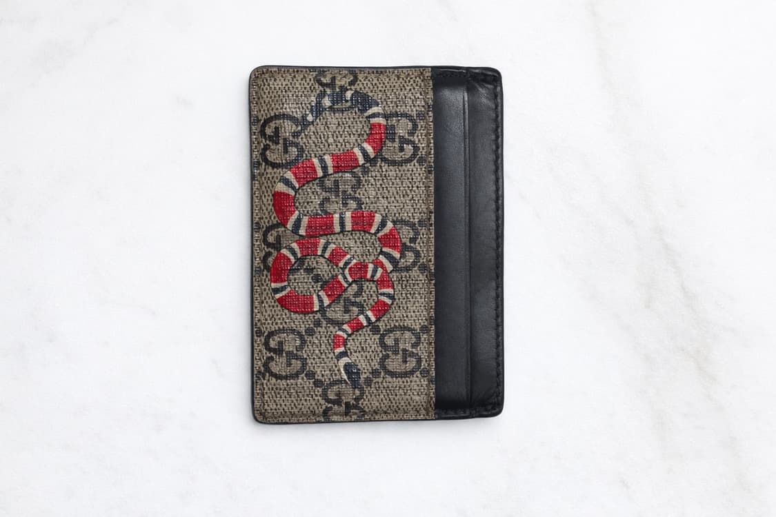 구찌 GG 슈프림 킹스네이크 카드지갑 정품
 상품이미지1