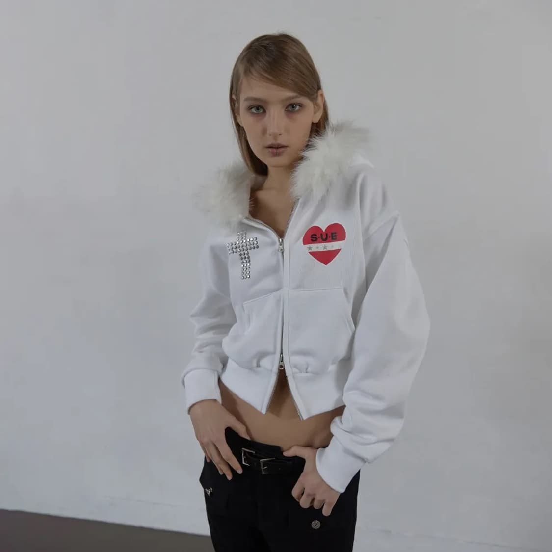 셋업이엑스이 퍼 트리밍 후드집업 화이트 상품이미지2