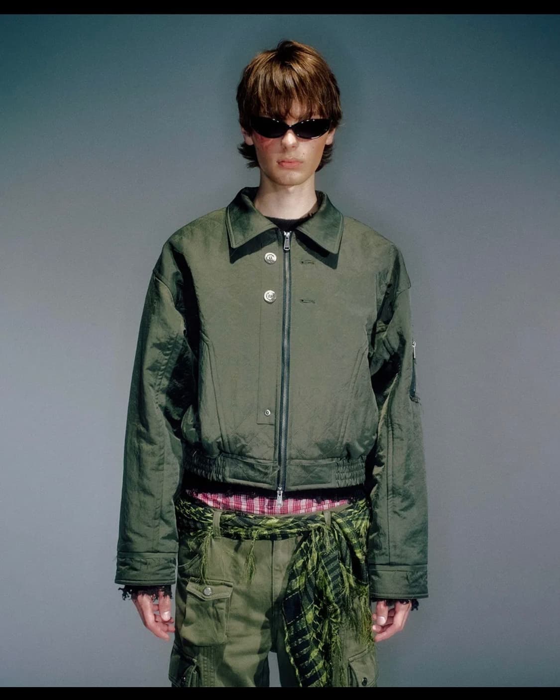 베이컨트 아카이브 봄버 자켓 카키 상품이미지1