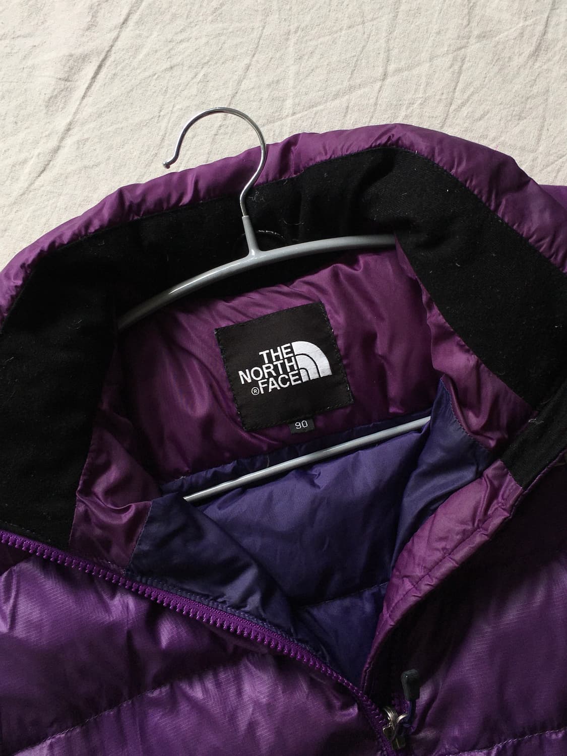 노스페이스 자수 다운베스트 상품이미지4