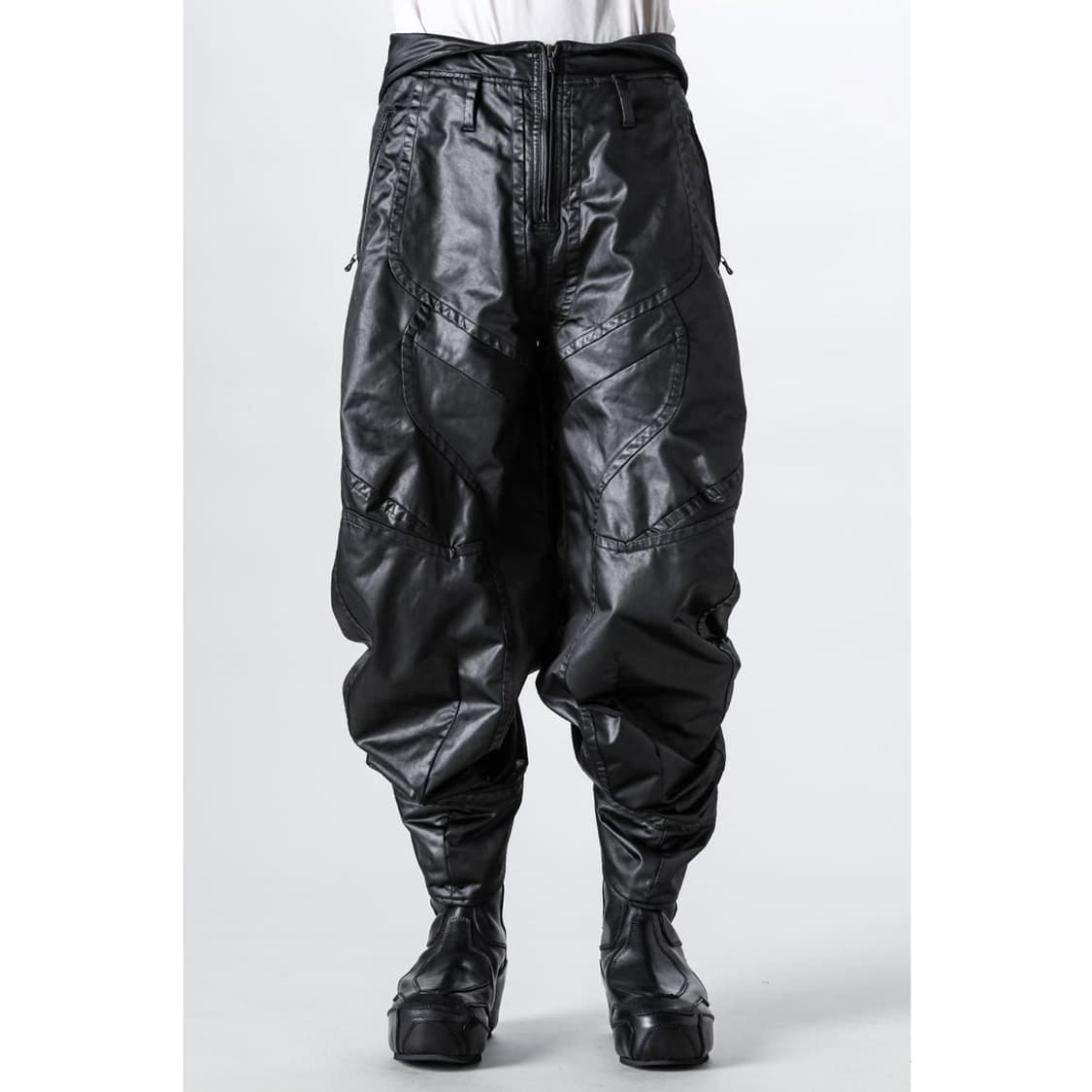 새상품 율리우스 25ss 코팅 새틴와이드팬츠 3사이즈 상품이미지10