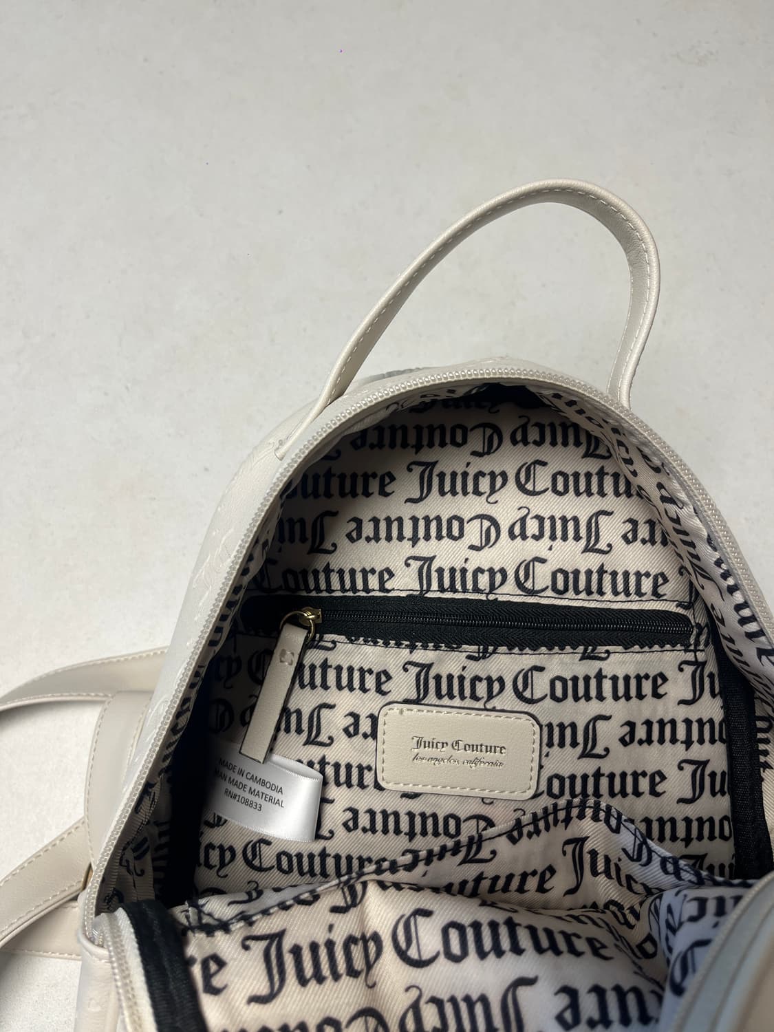 Juicy couture leather backpack 상품이미지4