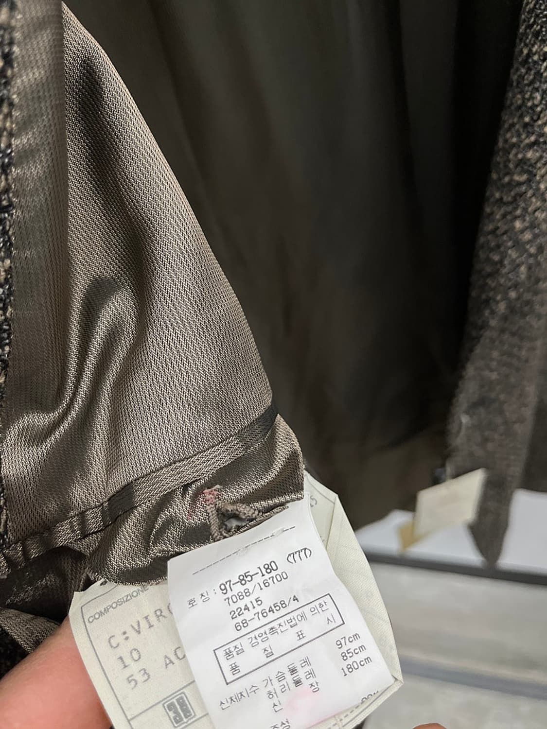 105) 꼬르넬리아니 트위드 울자켓  상품이미지10
