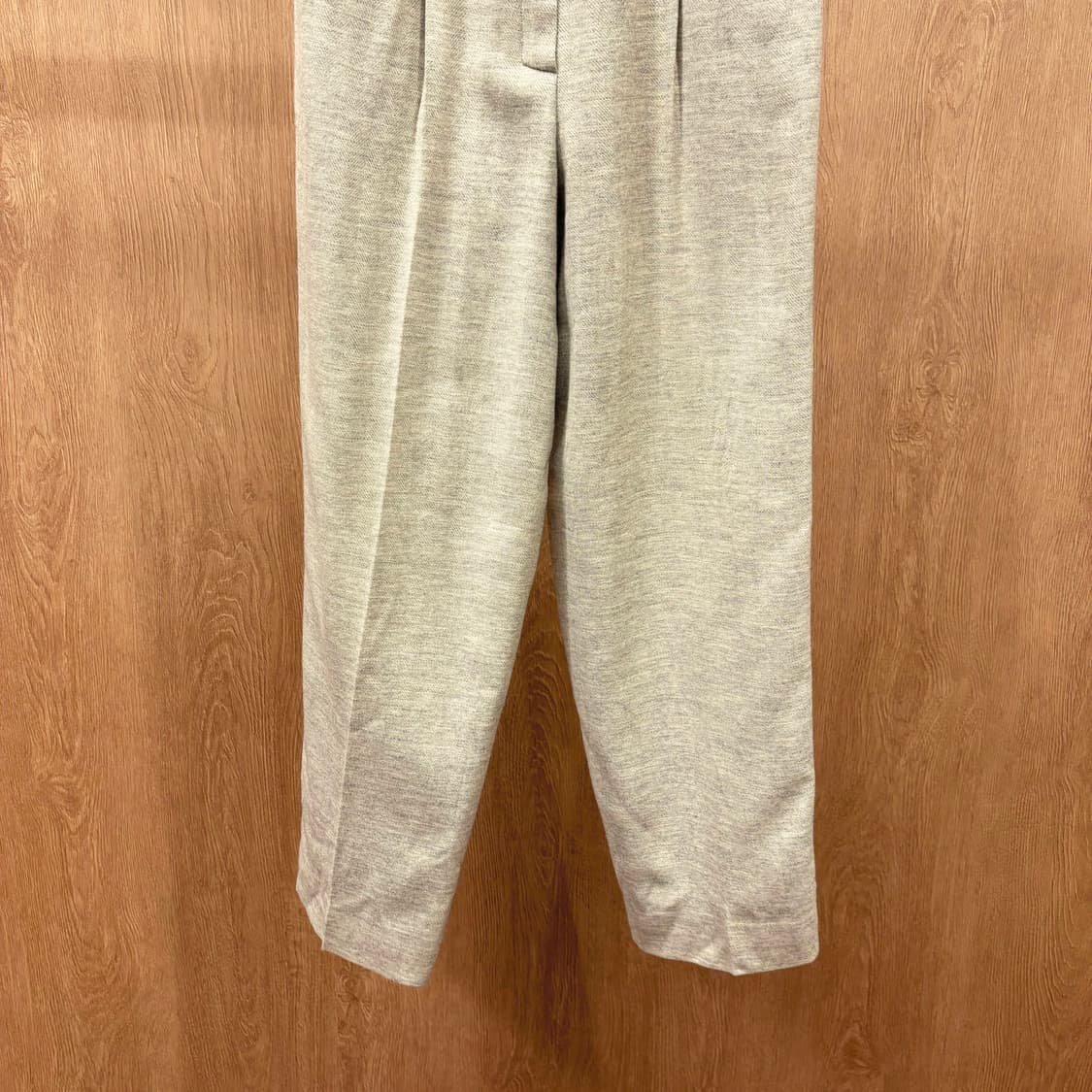 크리스찬 디올 하이웨스트 울 테일러드 팬츠 헤링본 핀턱 디테일 그레이 상품이미지5