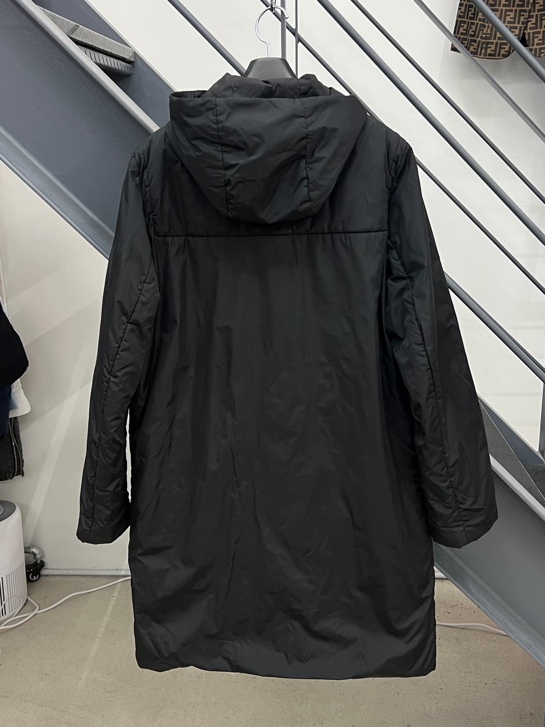 프라다 99FW 나일론 후드 더플 코트 상품이미지4