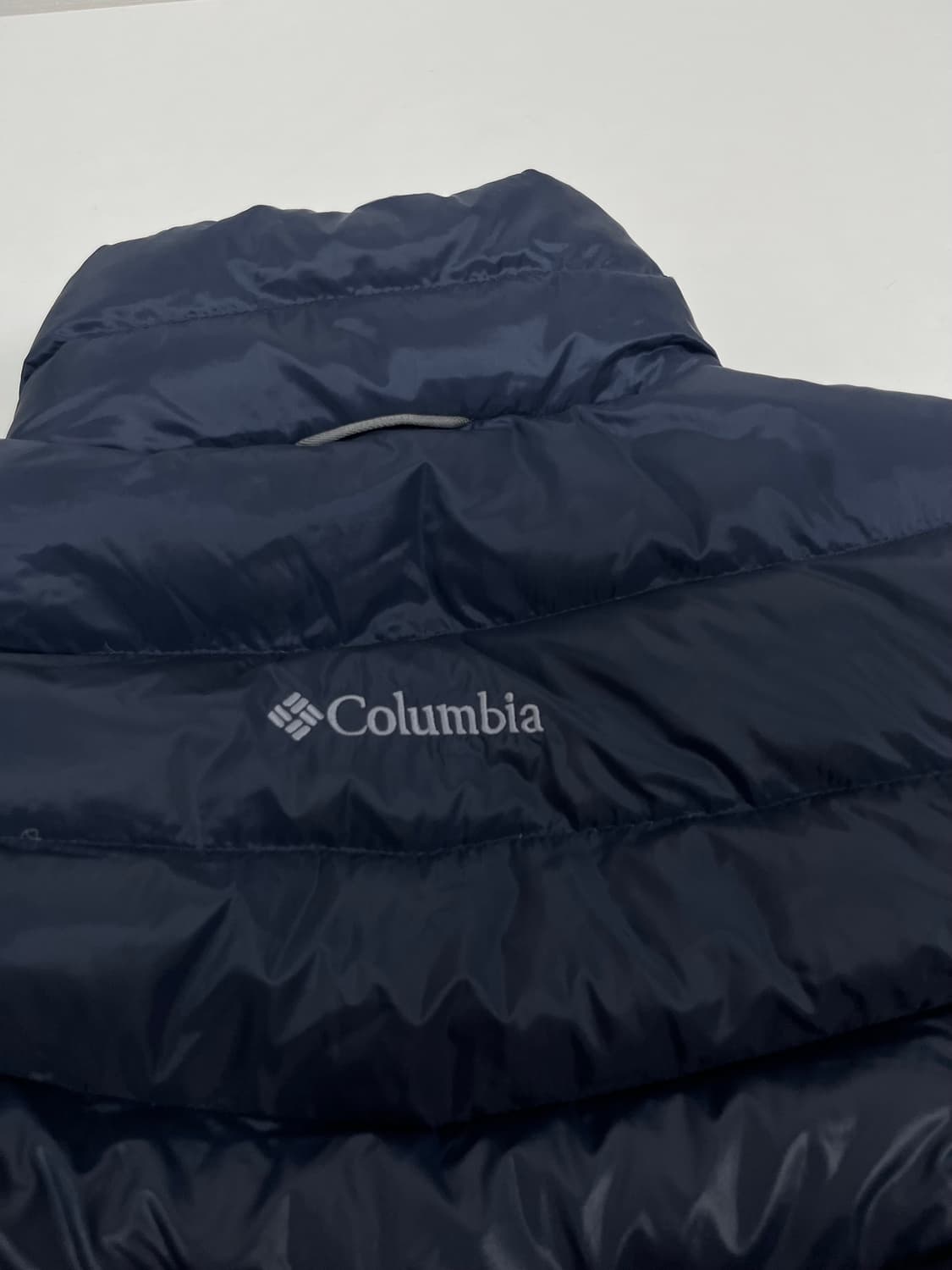 [XL] 콜롬비아 구스다운 경량패딩 상품이미지3