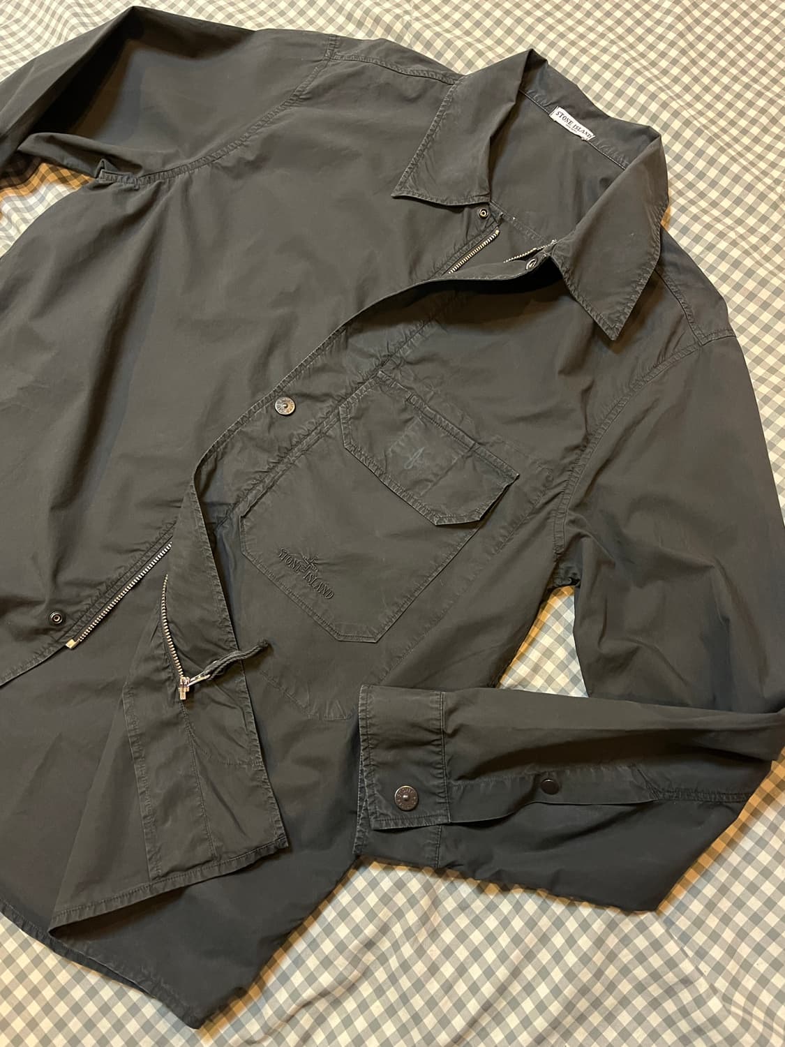 스톤아일랜드 점퍼(셔츠 느낌) 상품이미지2