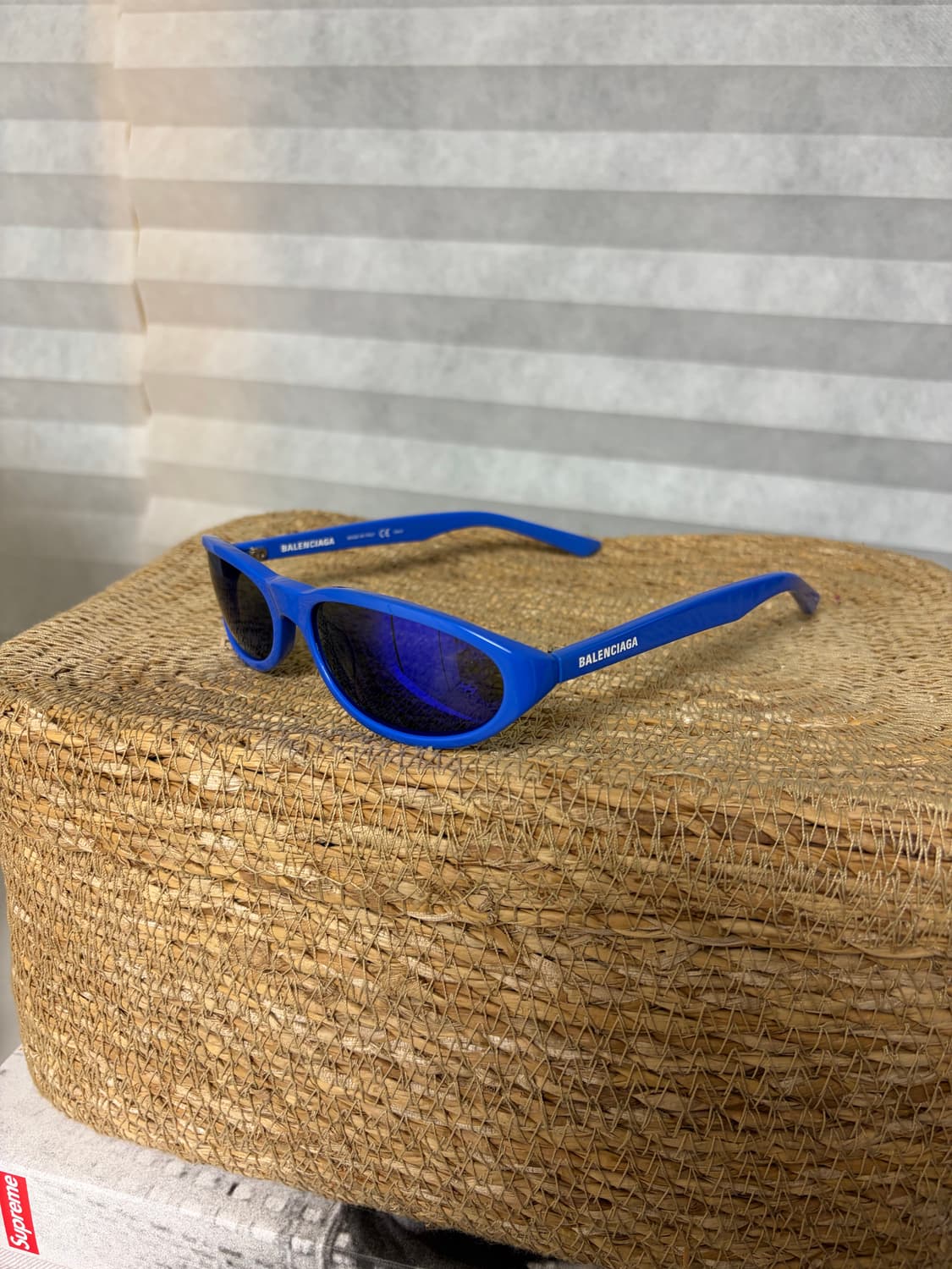 발렌시아가 네오라운드 선글라스 블루 상품이미지1