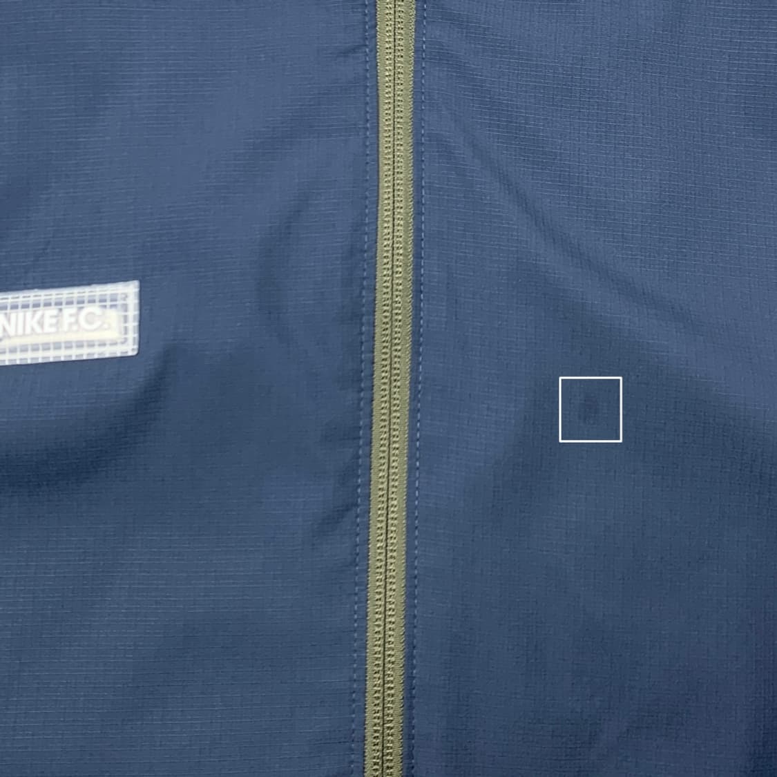 [XL/정품] 나이키 빅스우시 백사이드 바람막이 상품이미지4