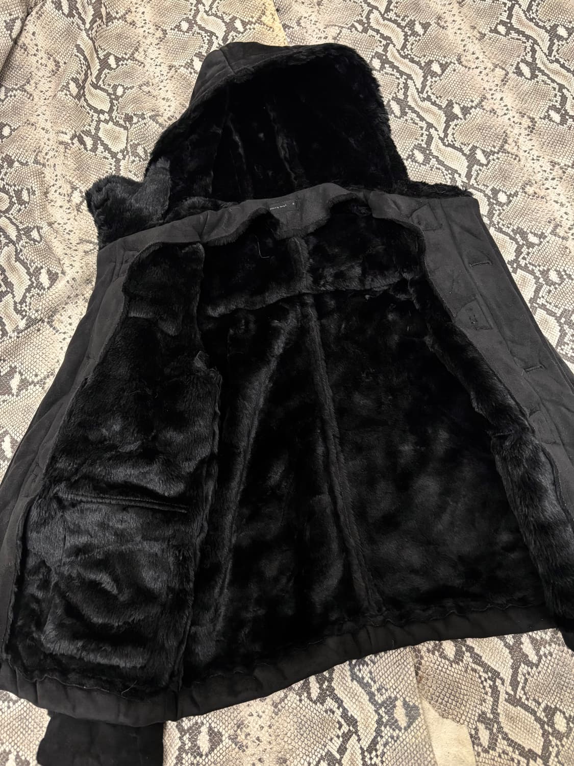 Black Hoodie Fur Detail Jacket 상품이미지8