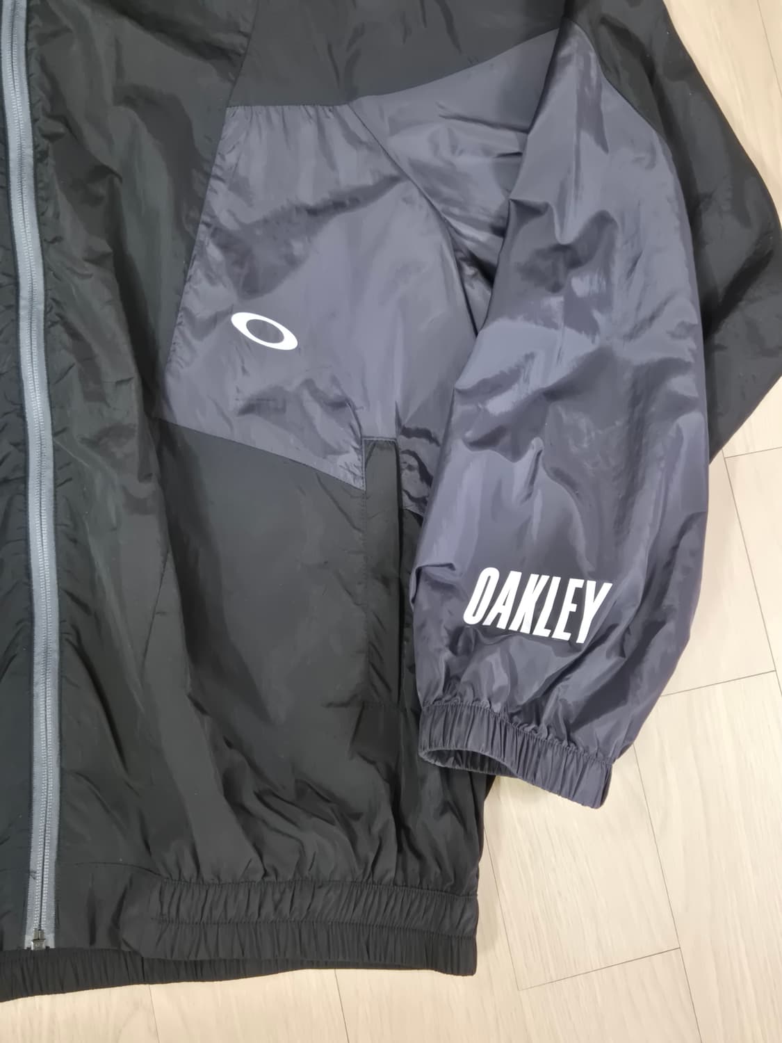 오클리 후드윈드브레이커 상품이미지2