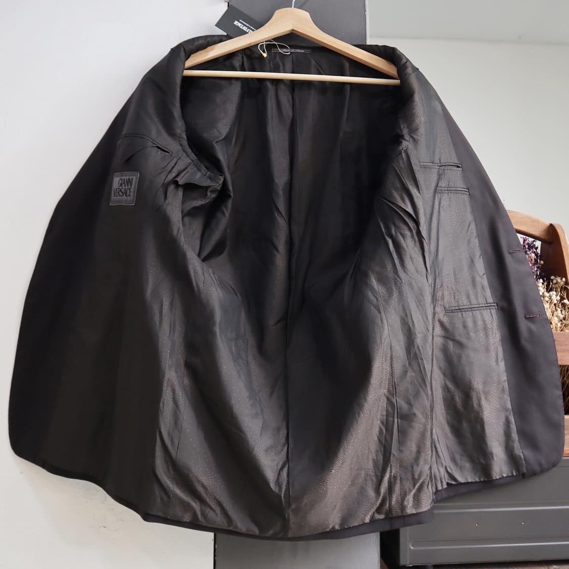 지아니베르사체 레이온 2B 블레이져 상품이미지5