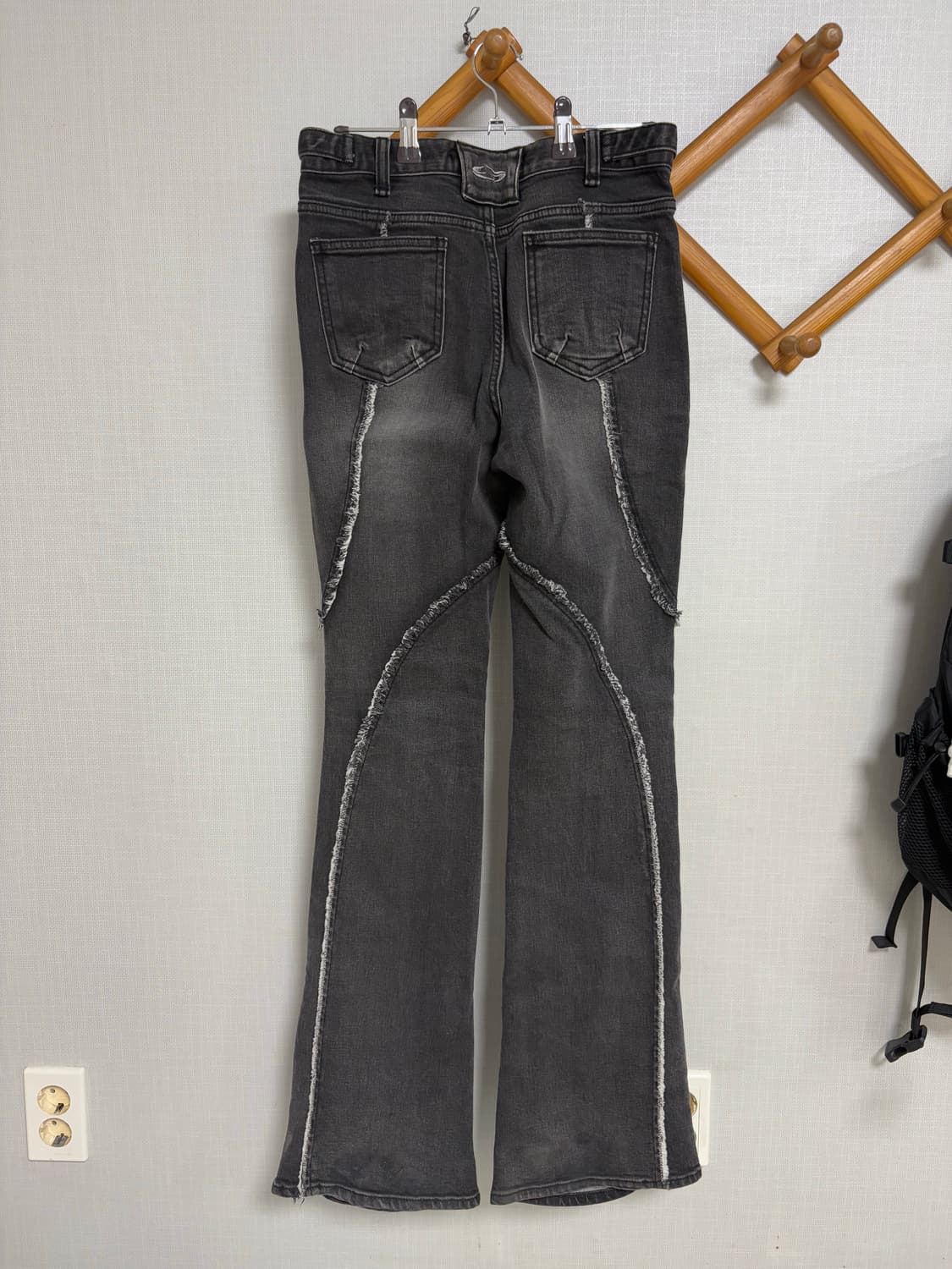 그레일즈 데님 raw edge denim flare pants 상품이미지5