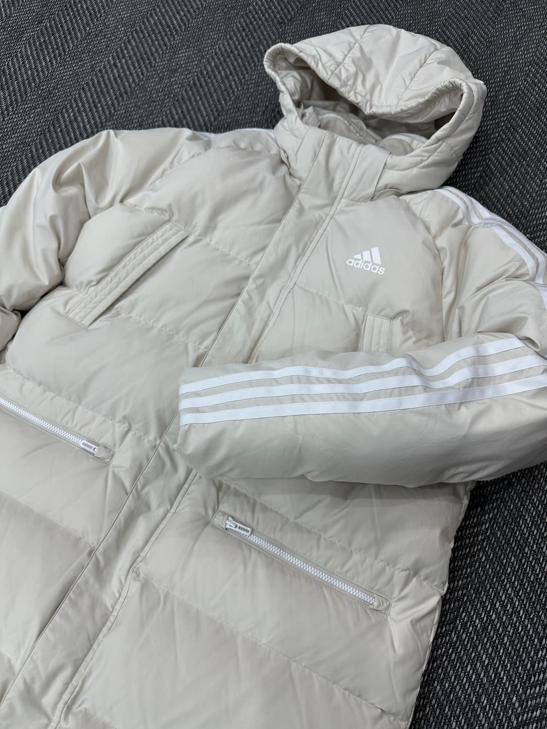 아디다스 롱패딩 아이보리 상품이미지2