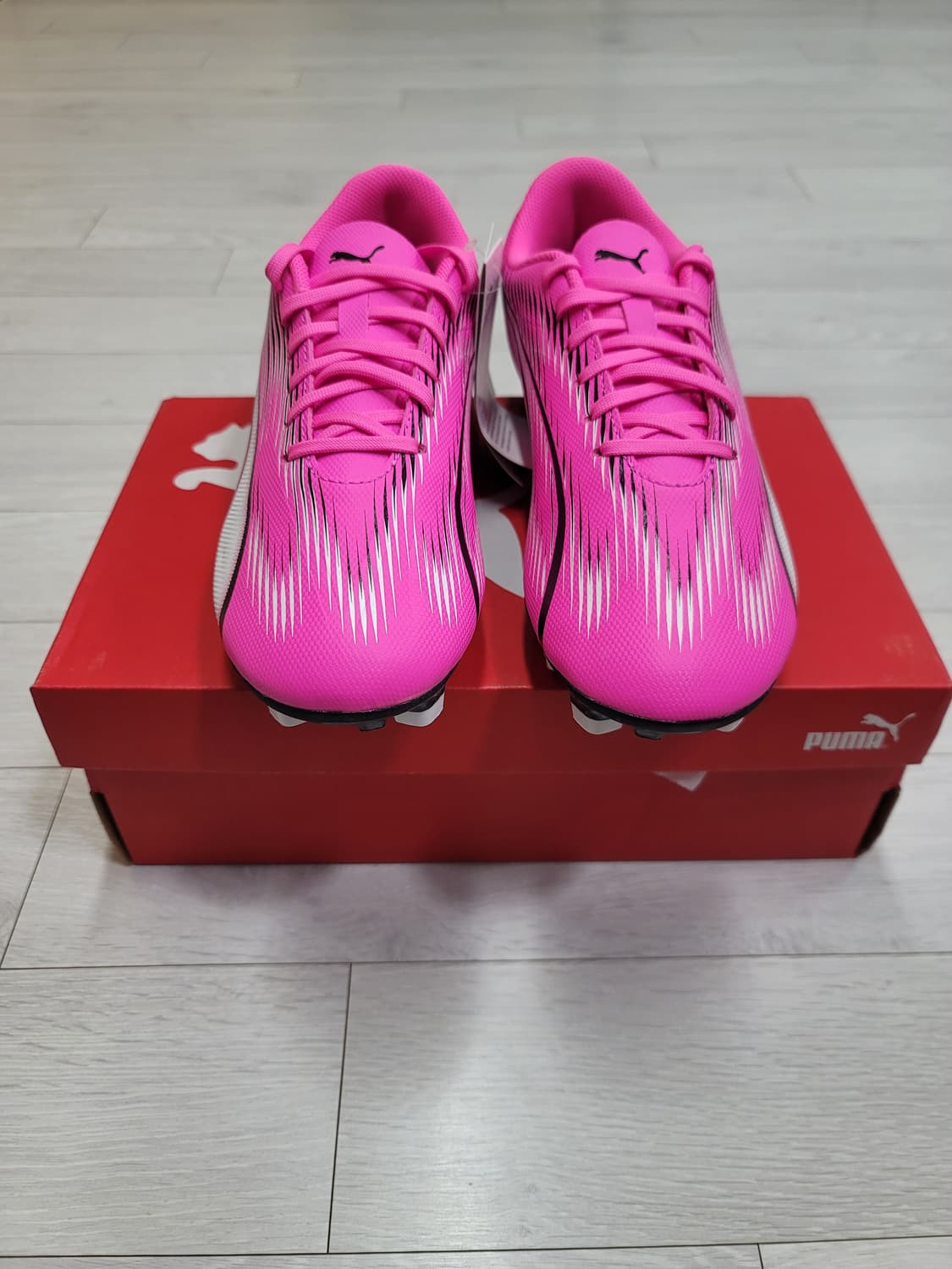 (255)푸마 축구화 울트라 플레이 FG/AG[대전 직거래도 가능] 상품이미지4