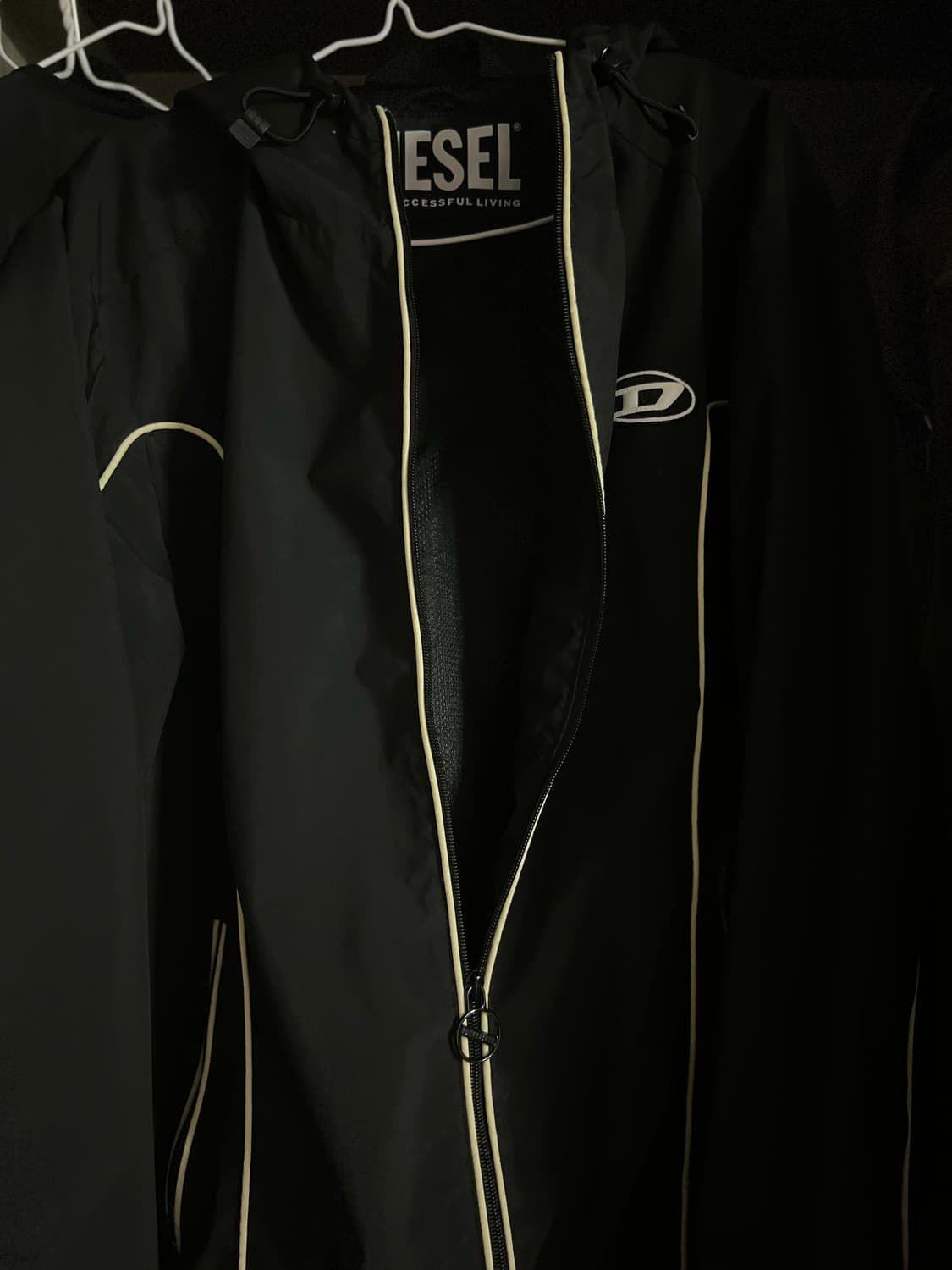 디젤 J-하이브스 콘트라스트 파이핑 윈드브레이커 블랙 xl 상품이미지4