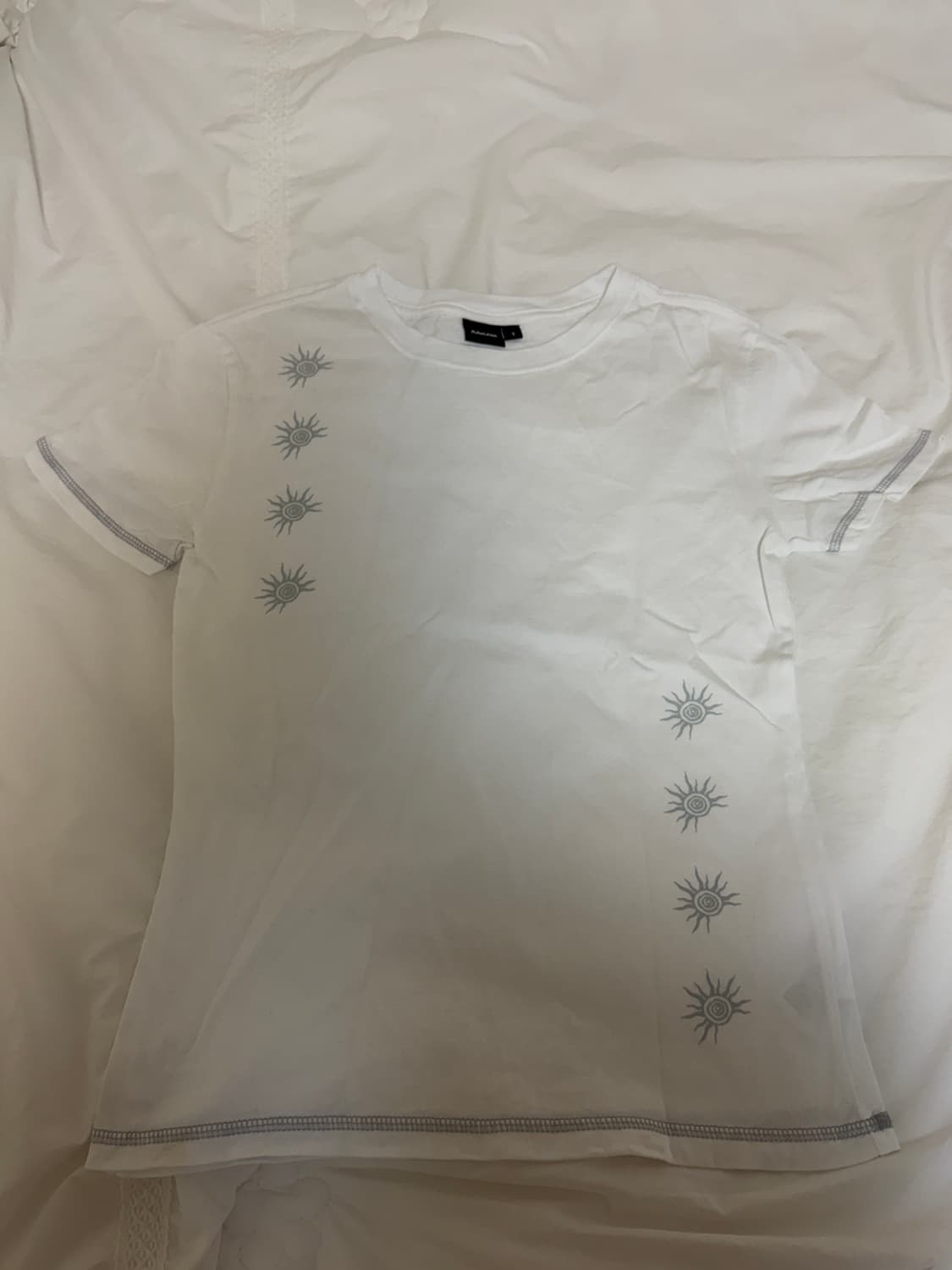 아캄 cracked sun half top white 1사이즈 상품이미지2