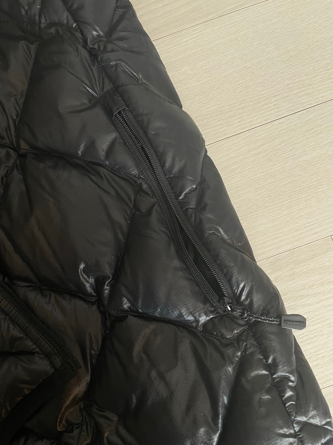 디스이즈네버댓 울트라라이트다운 경량패딩 블랙(S) 상품이미지6