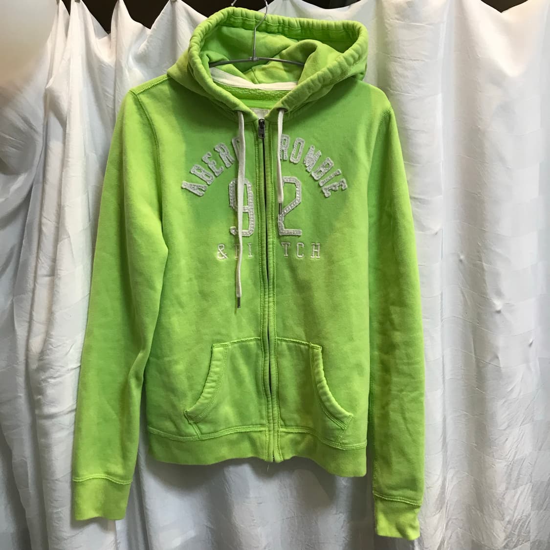 Abercrombie 아베크롬비 y2k 갸루 스팽글 기모 후드집업 상품이미지3