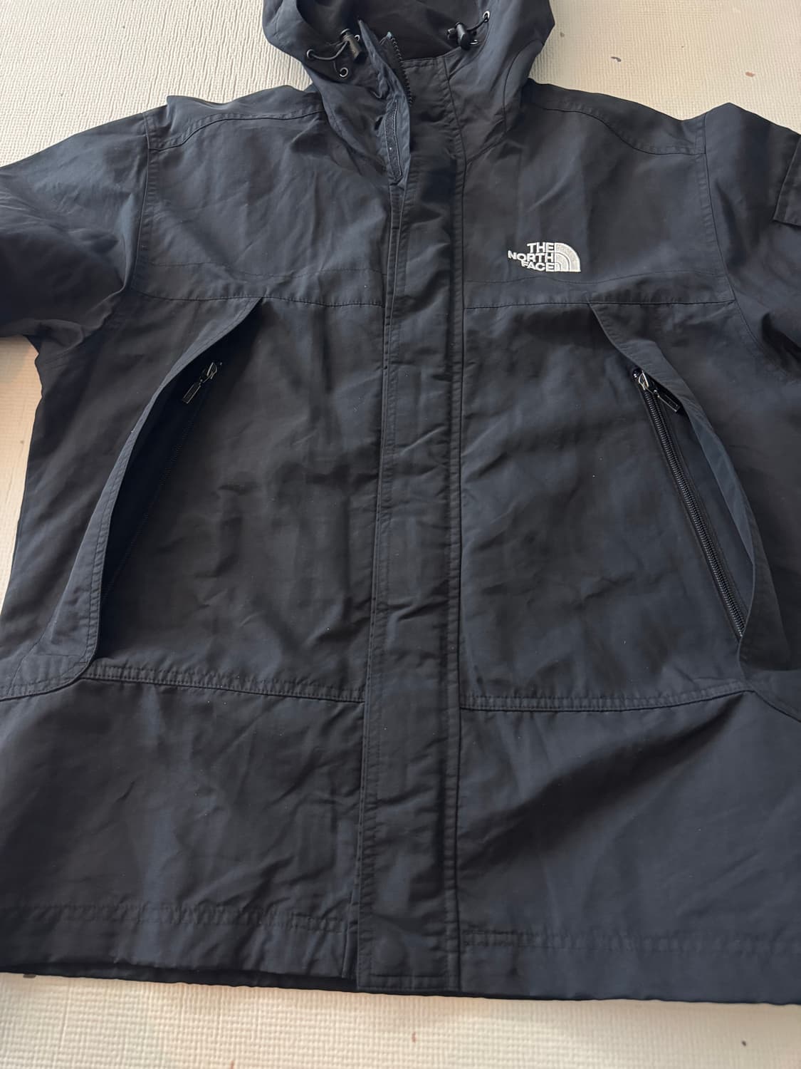 노스페이스 포켓 로고 바람막이 상품이미지4