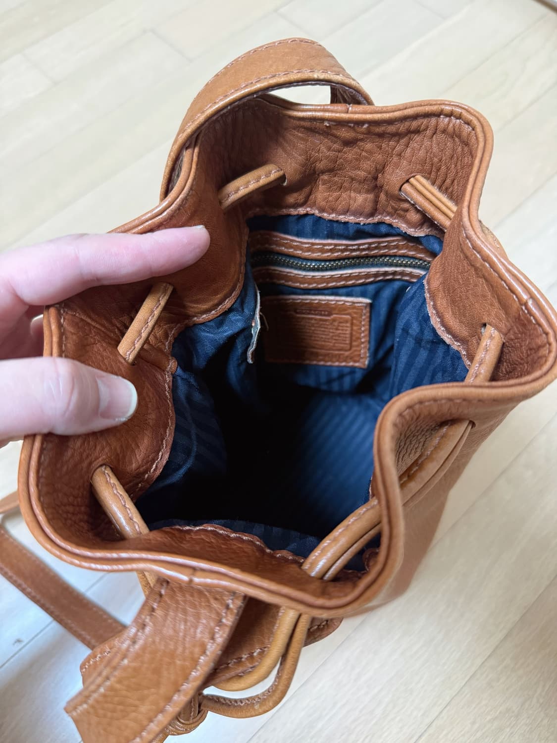 올드코치 소노마 버킷백 상품이미지8