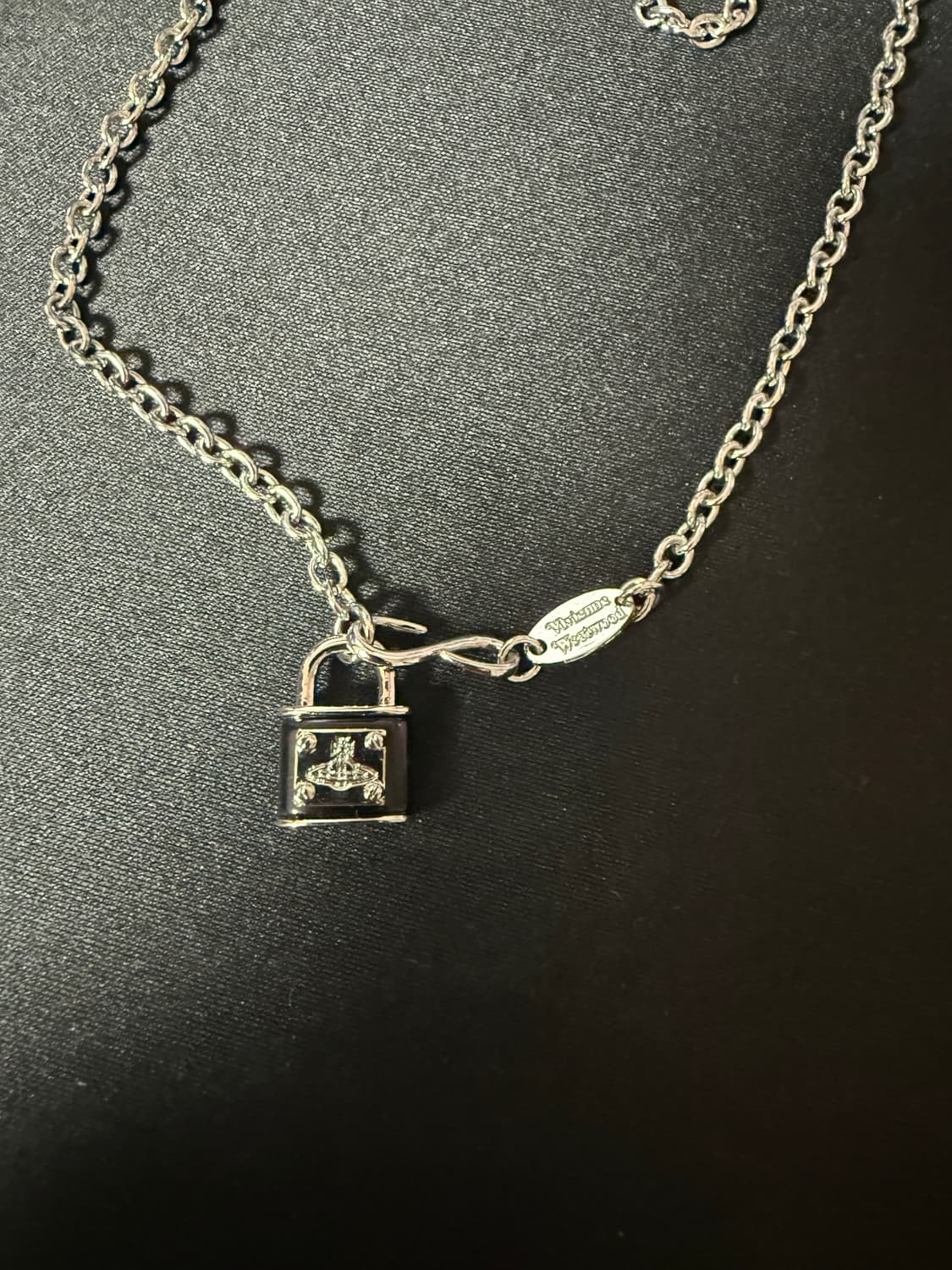 비비안웨스트우드 자물쇠 목걸이  상품이미지1