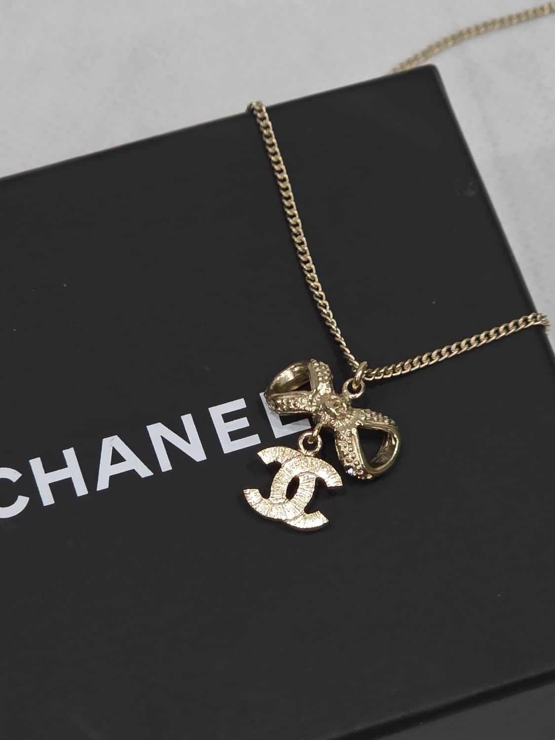 샤넬 라인스톤 리본목걸이 상품이미지8