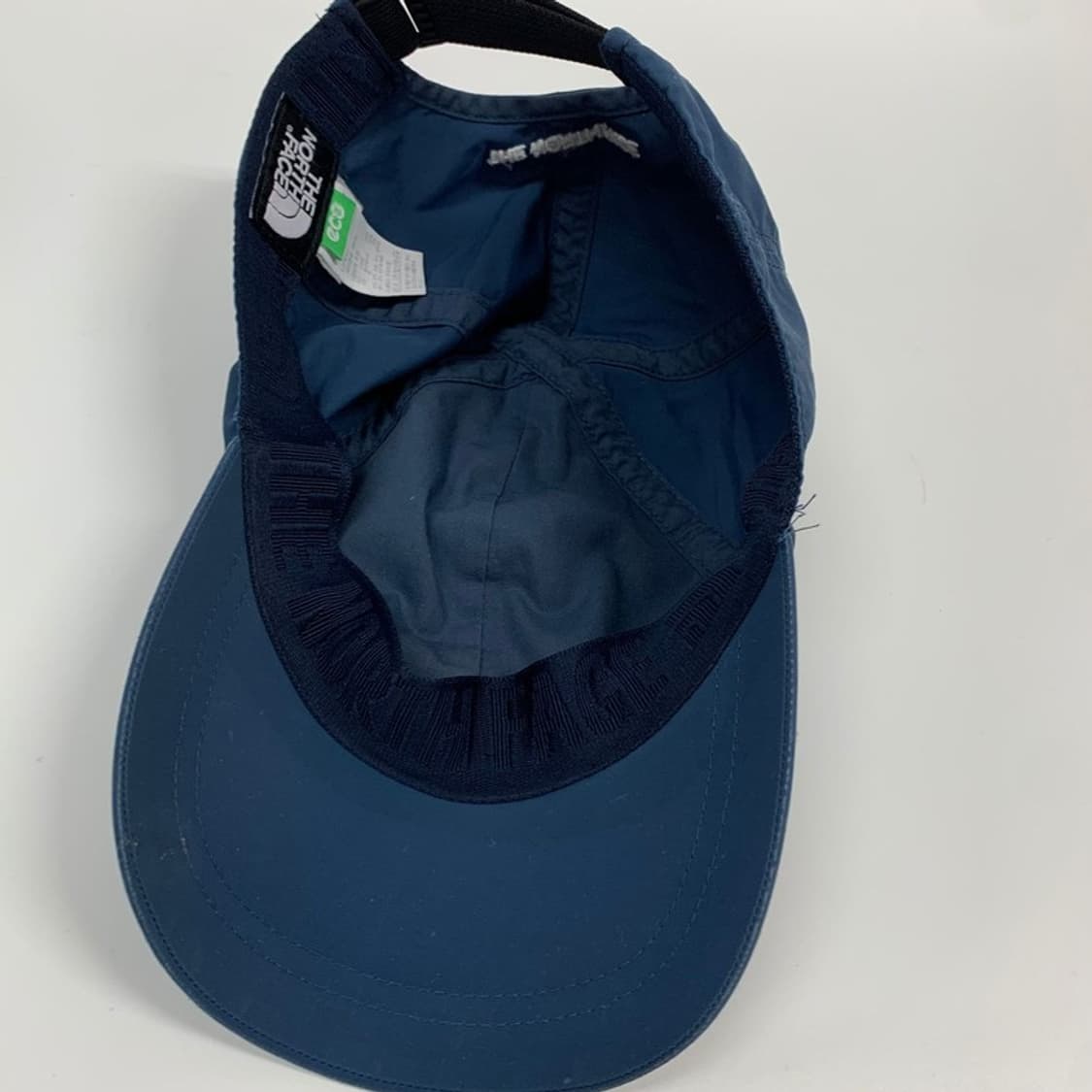 노스페이스 에코 나일론 로고 볼캡 네이비 상품이미지2