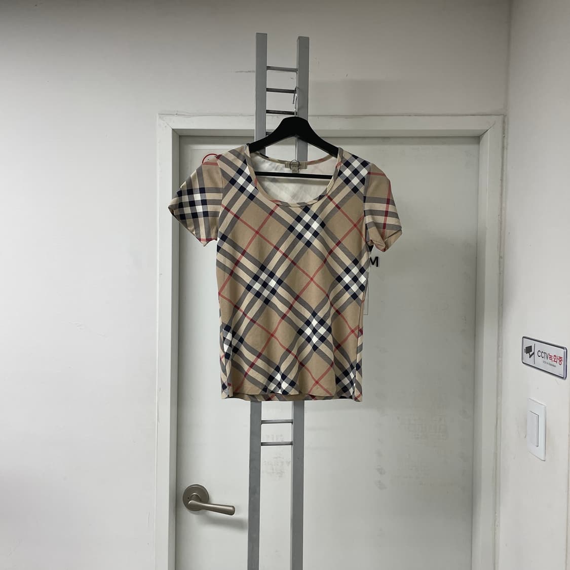 버버리 반팔 티셔츠 L(W)  상품이미지1