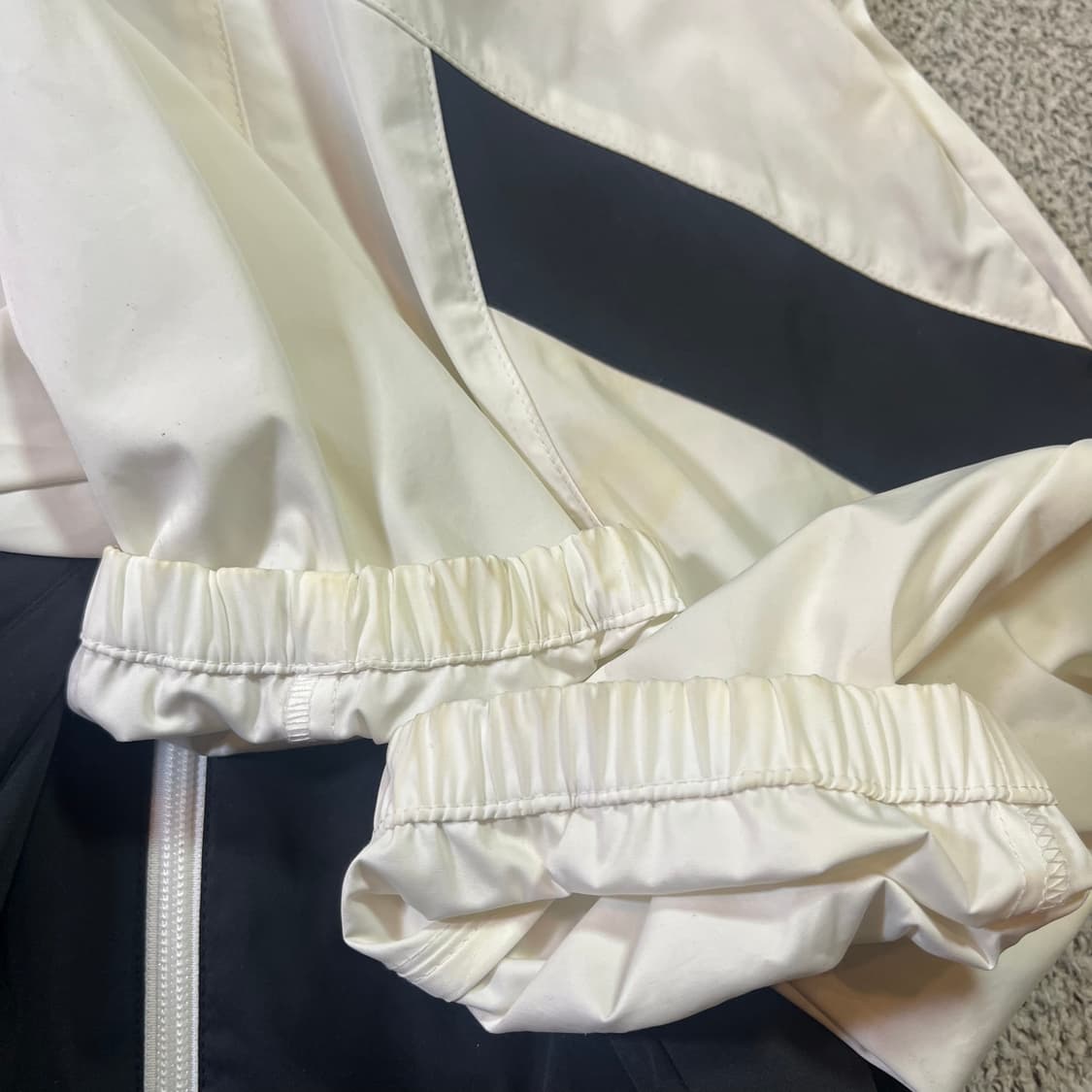 아디다스 스펠로고 트랙 바람막이 자켓 상품이미지7