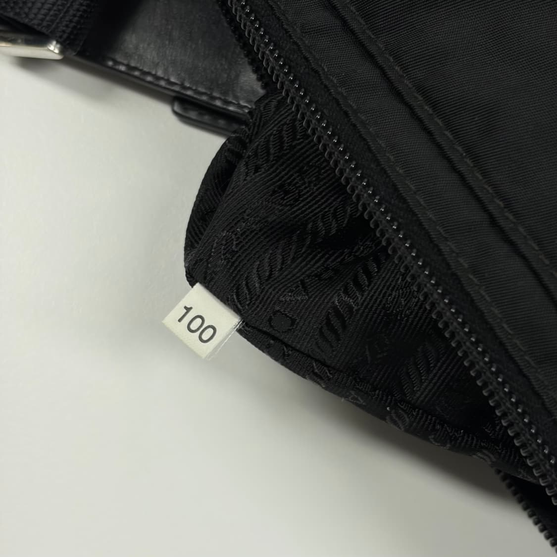 프라다 리나일론 백 상품이미지10