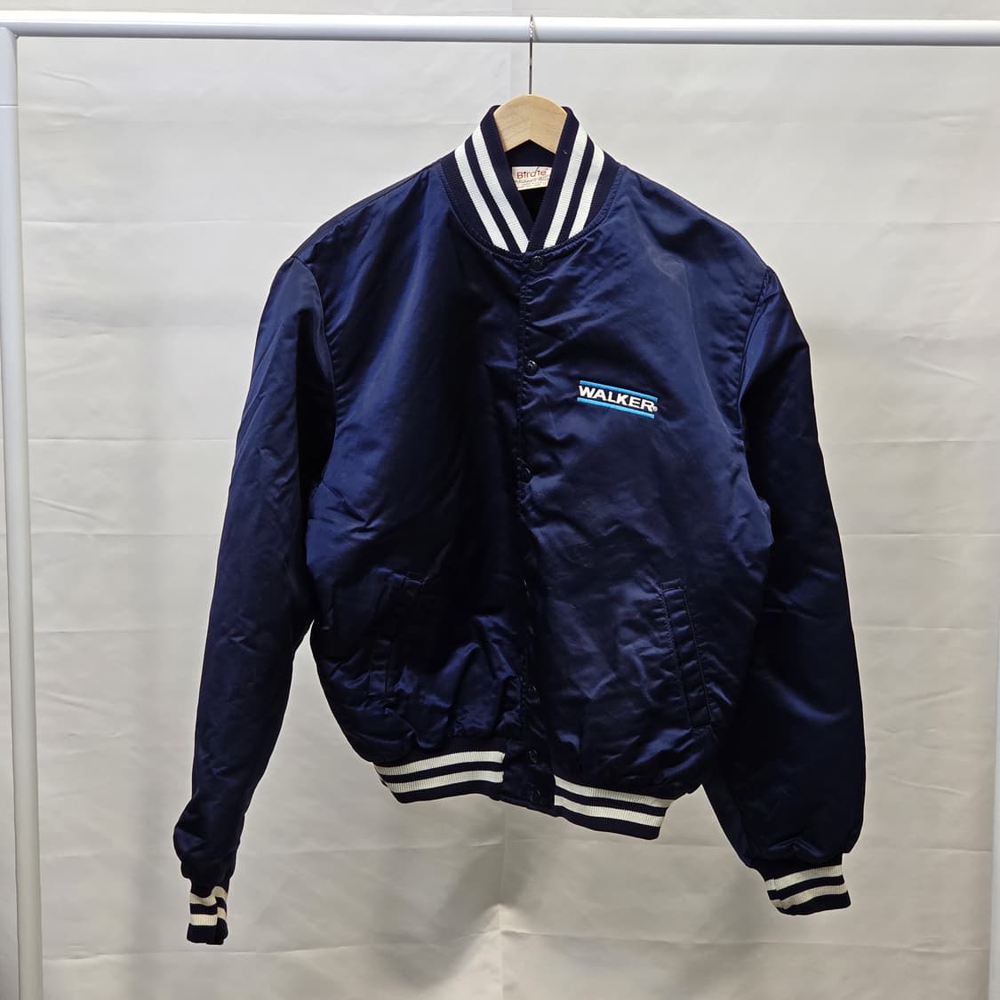 Birdie by Richard A. 네이비 새틴 USA 바시티 점퍼 L 상품이미지1