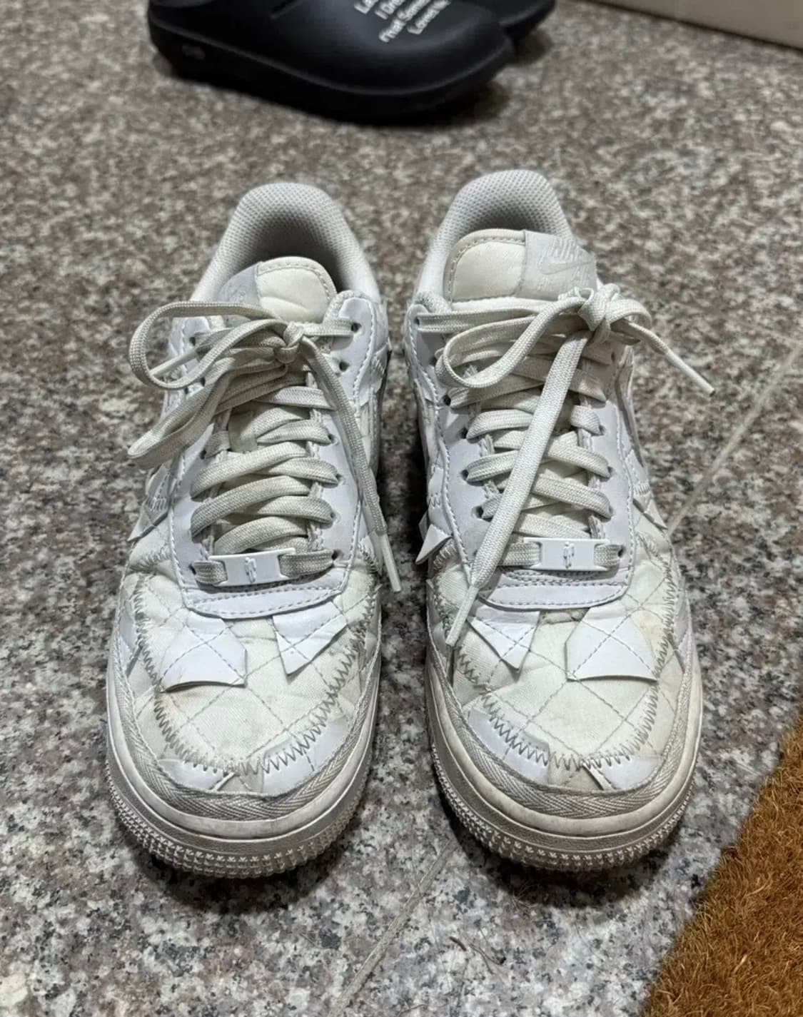 [240] 나이키 x 빌리 아일리시 에어포스 1 로우 sp 트리플 화이트 상품이미지1