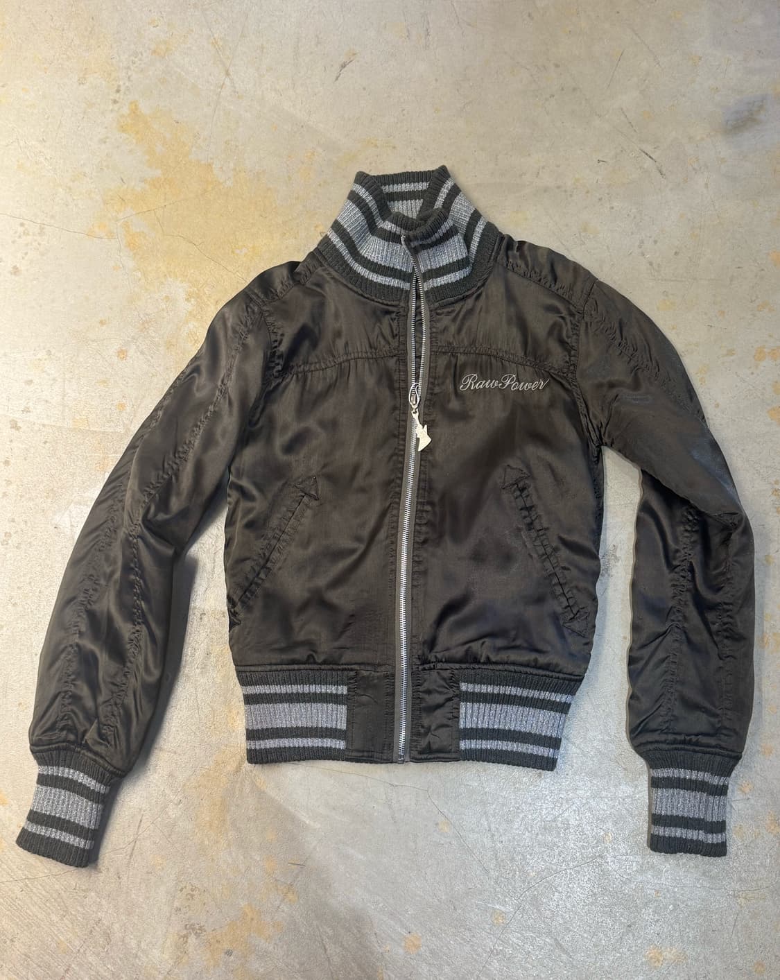 Hysteric Glamour 아카이브 빅 자수 로고 봄버자켓 스카잔 상품이미지6