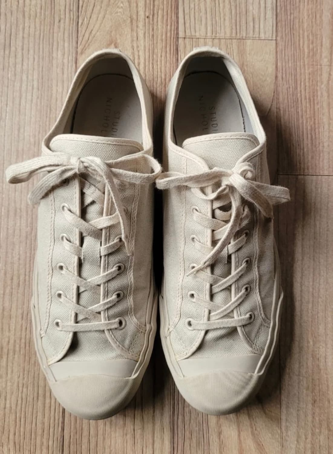 문스타 x 스튜디오니콜슨 스니커즈 260 상품이미지1