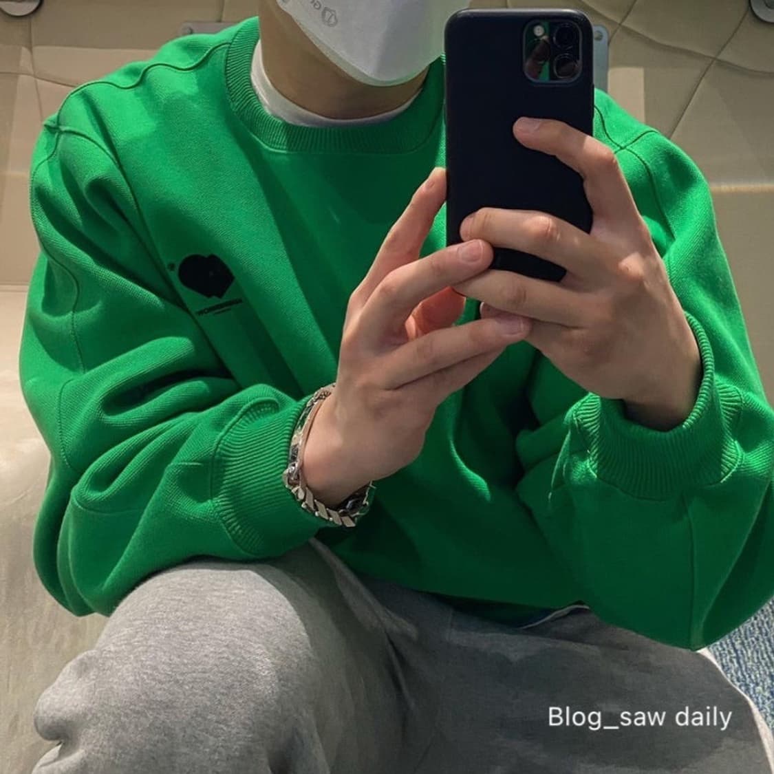 [A2] 아더에러 트윈하트로고 맨투맨 상품이미지2