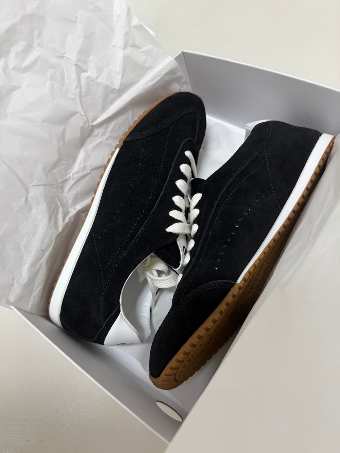 새상품) 알로 요가 선셋 스니커즈 7w(235-240) 상품이미지3