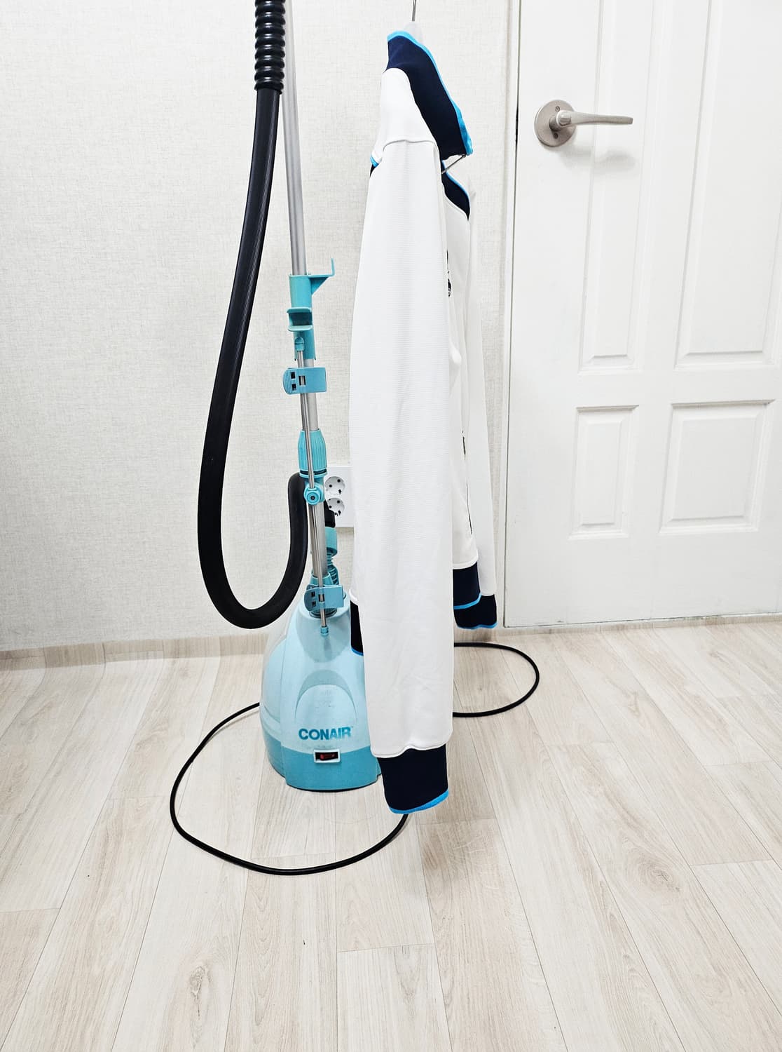 (100)L ☆우주매물☆ 언더아머 토트넘 [화이트네이비] 트랙탑져지 상품이미지5