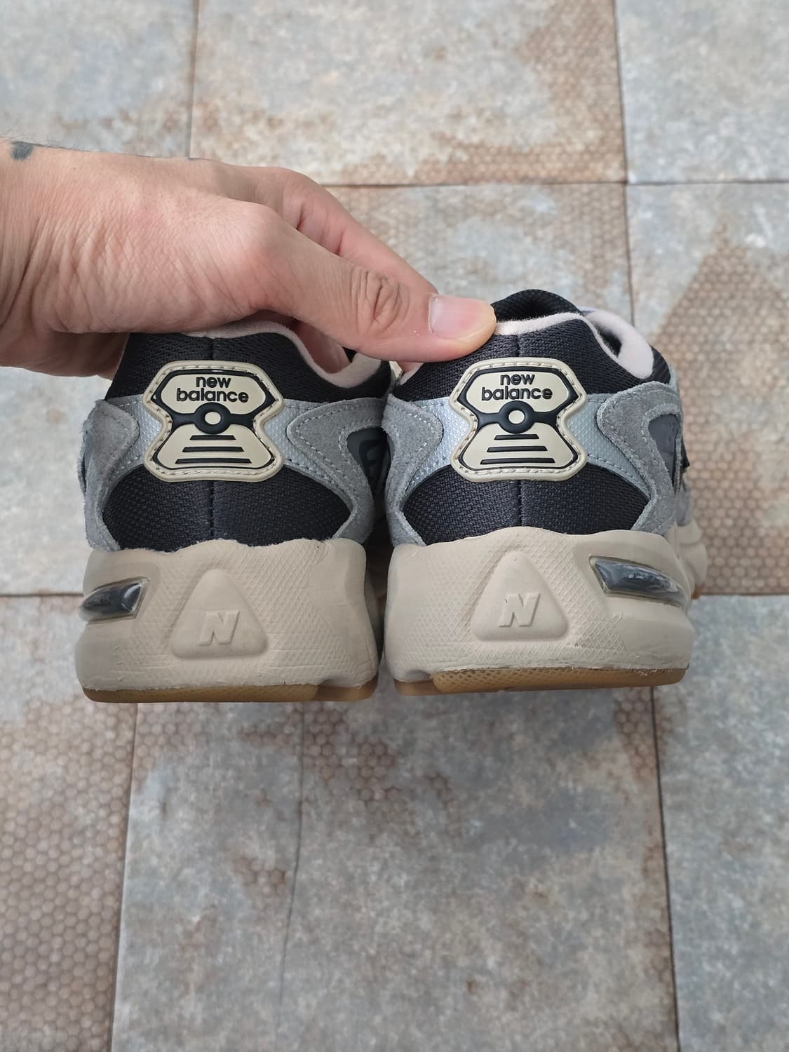 (230)뉴발란스 725 다크 그레이 검 상품이미지7