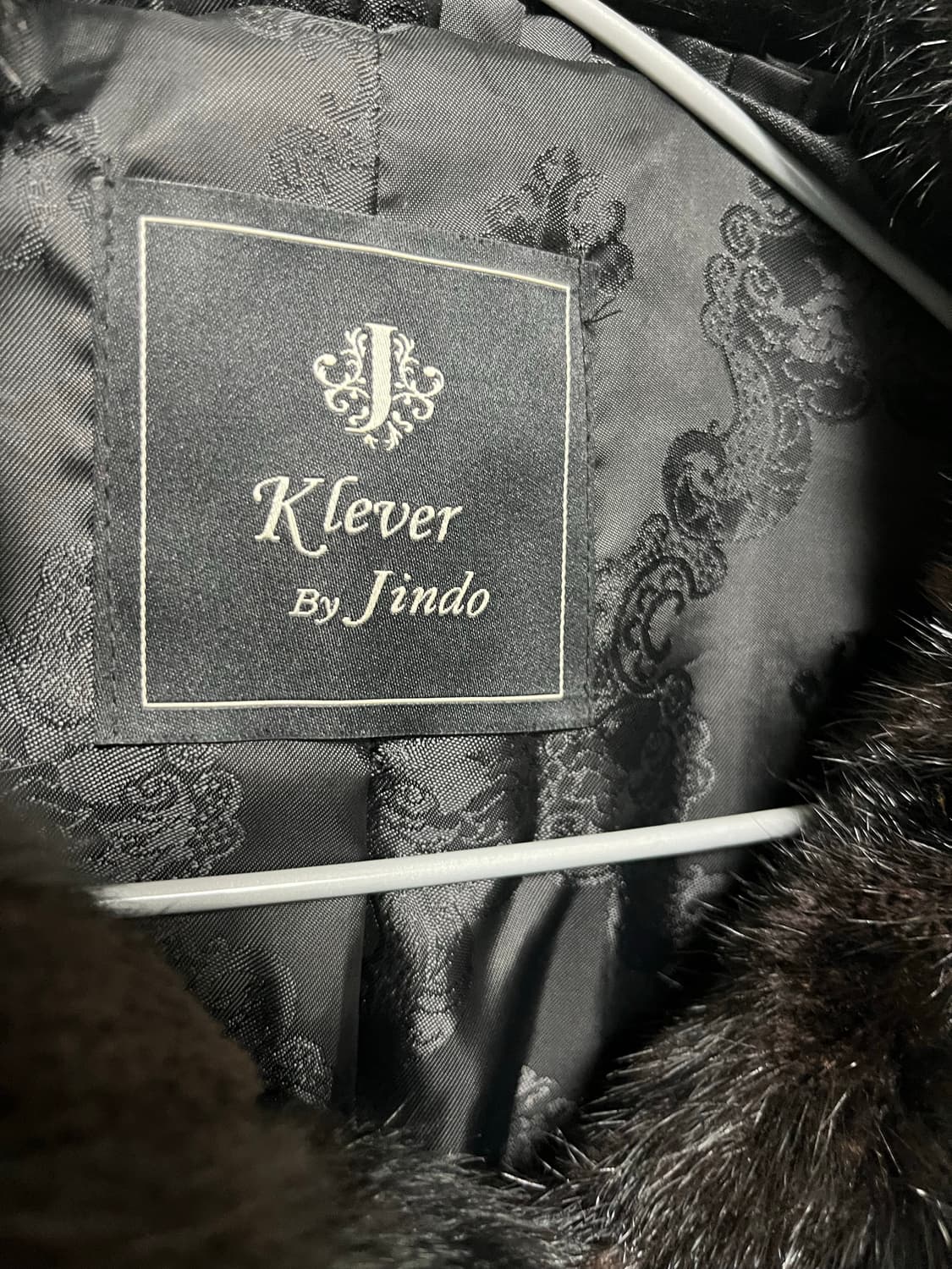 Klever by Jindo 블랙 밍크 코트 상품이미지3