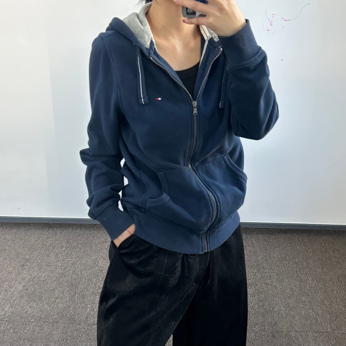 Tommy hilfiger 타미힐피거 네이비 후드집업 상품이미지3