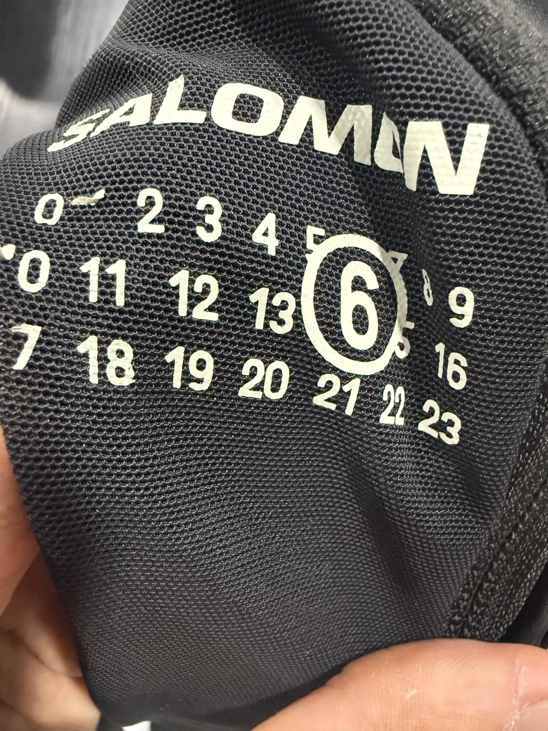 살로몬 x MM6 메종 마르지엘라 XT-15 블랙 상품이미지3