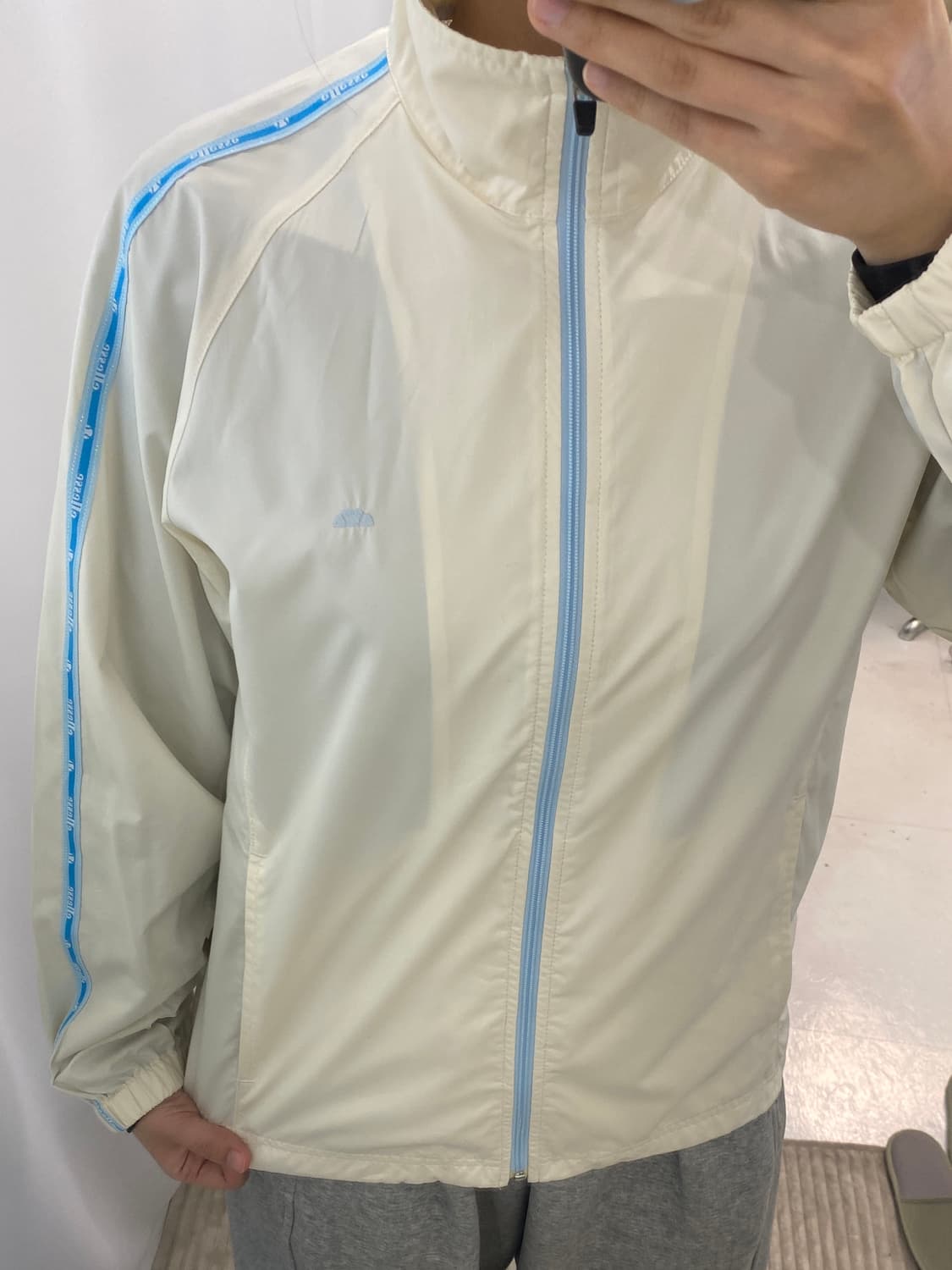ellesse 아이보르 블루 트랙 바람막이(일본빈티지) 상품이미지7