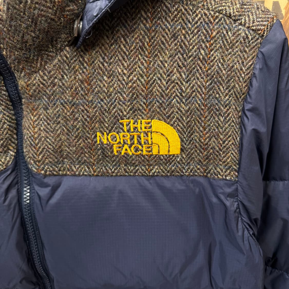 노스페이스 해리스 트위드 패널 다운 패딩 후드 자켓 네이비 브라운 상품이미지5