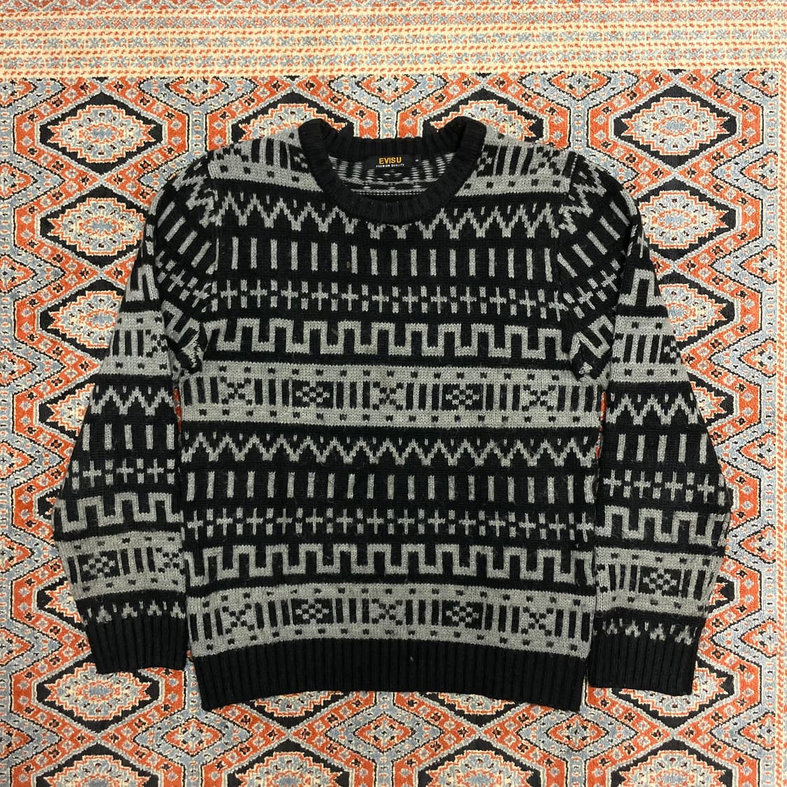 에비수 블랙 패턴 니트 남성100  상품이미지1